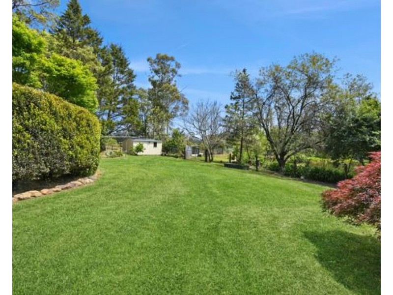 15 Glenara Road, Kurrajong Heights NSW 2758