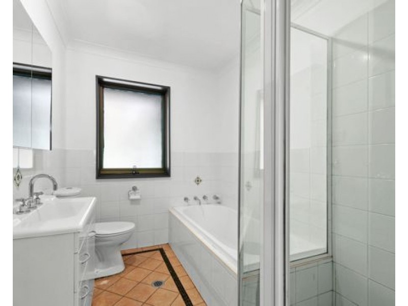 15 Glenara Road, Kurrajong Heights NSW 2758