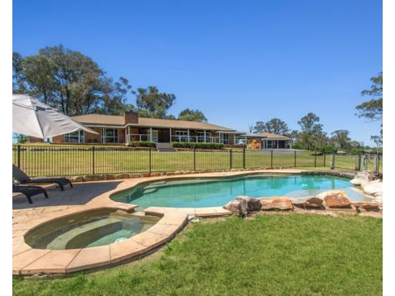 1 Murriwong Grove, Ebenezer NSW 2756