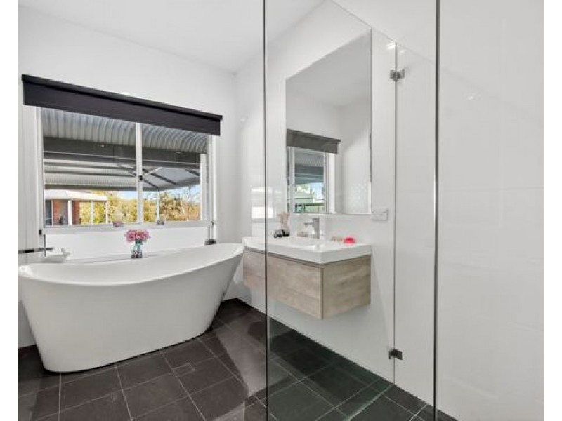 1 Murriwong Grove, Ebenezer NSW 2756