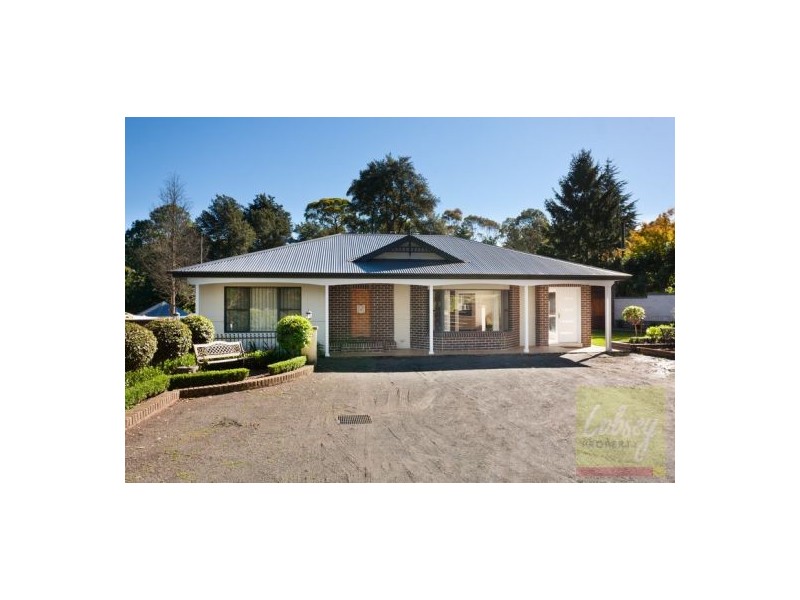 105 Warks Hill Road, Kurrajong Heights NSW 2758