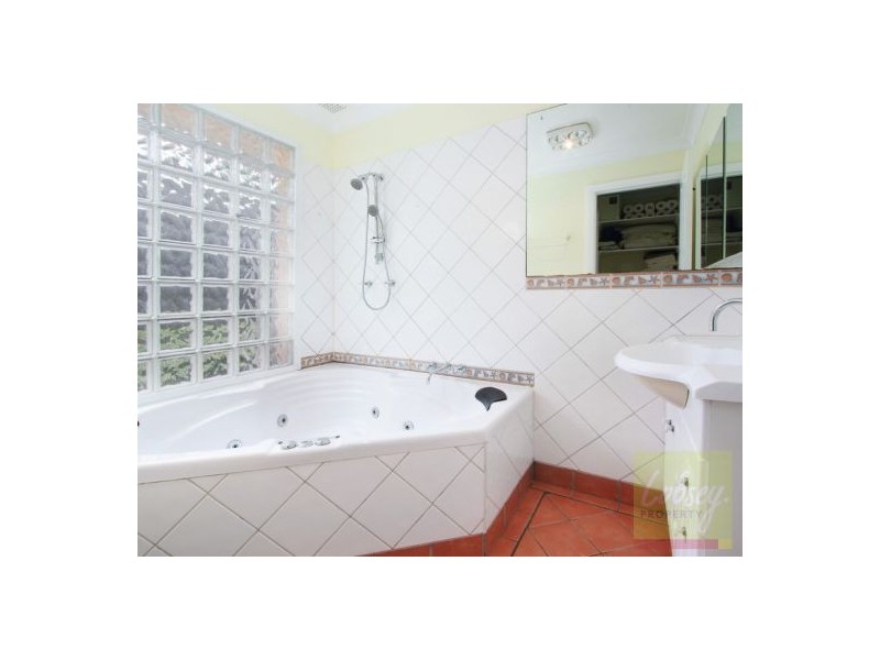 143 Old Bells Line Of Road, Kurrajong NSW 2758