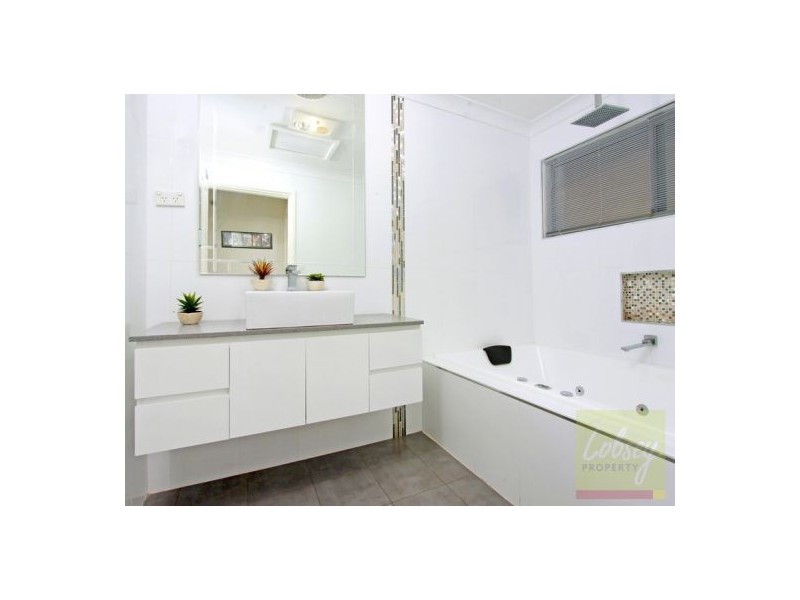 29 Panorama Cres, Freemans Reach NSW 2756