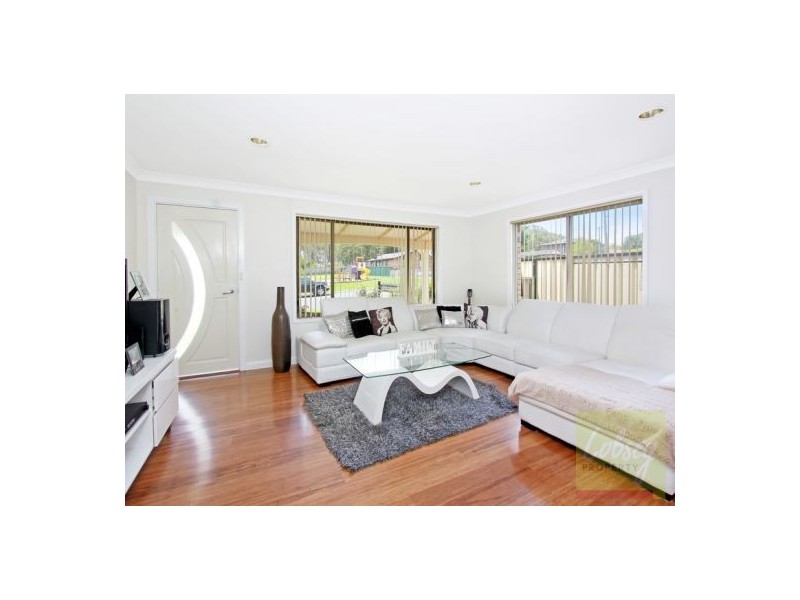 29 Panorama Cres, Freemans Reach NSW 2756