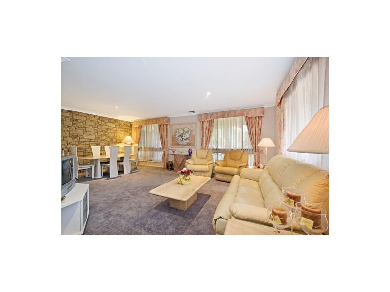 10 Damsel Court, Castle Hill NSW 2154