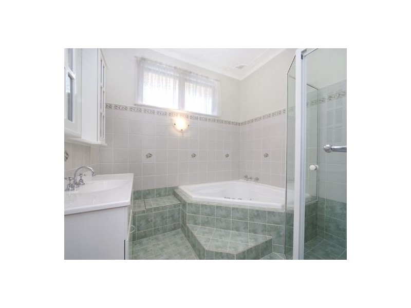 4 Ferndale Avenue, Carlingford NSW 2118