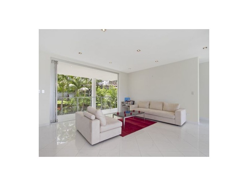 8 Vivyan Close, Ryde NSW 2112