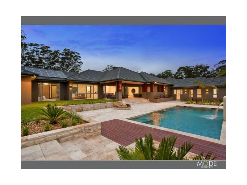 8 Davey Road, Dural NSW 2158