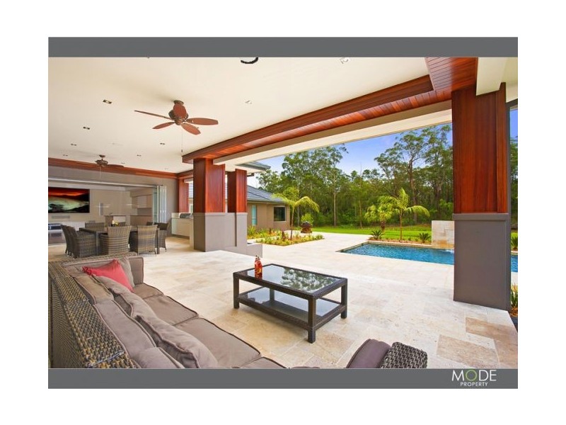 8 Davey Road, Dural NSW 2158