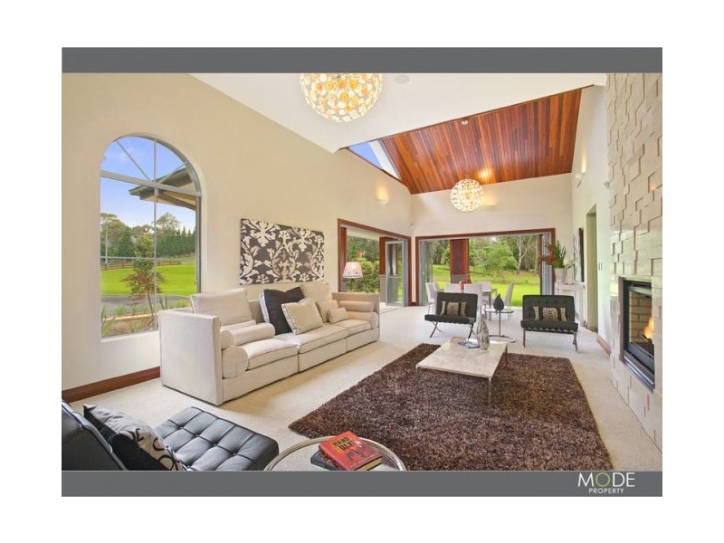 8 Davey Road, Dural NSW 2158