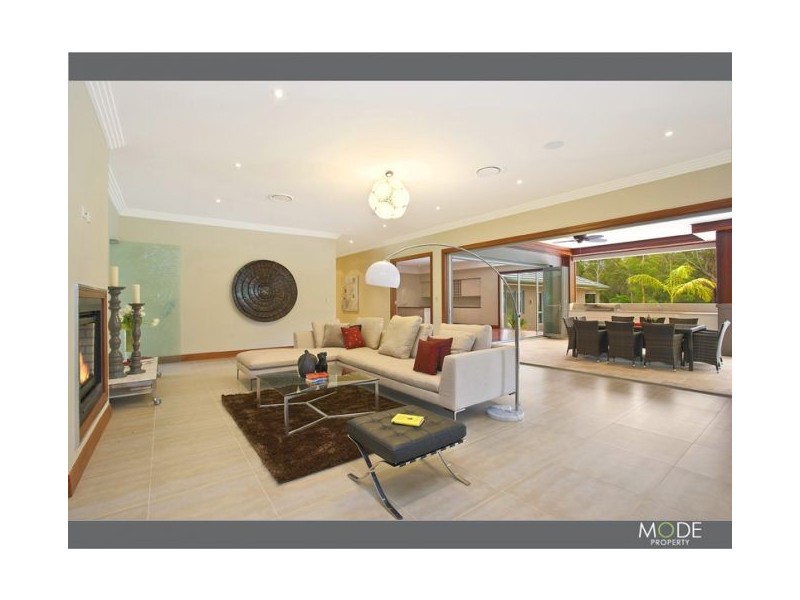 8 Davey Road, Dural NSW 2158