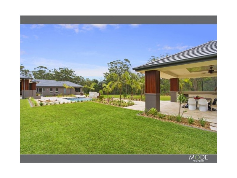8 Davey Road, Dural NSW 2158