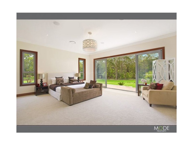 8 Davey Road, Dural NSW 2158