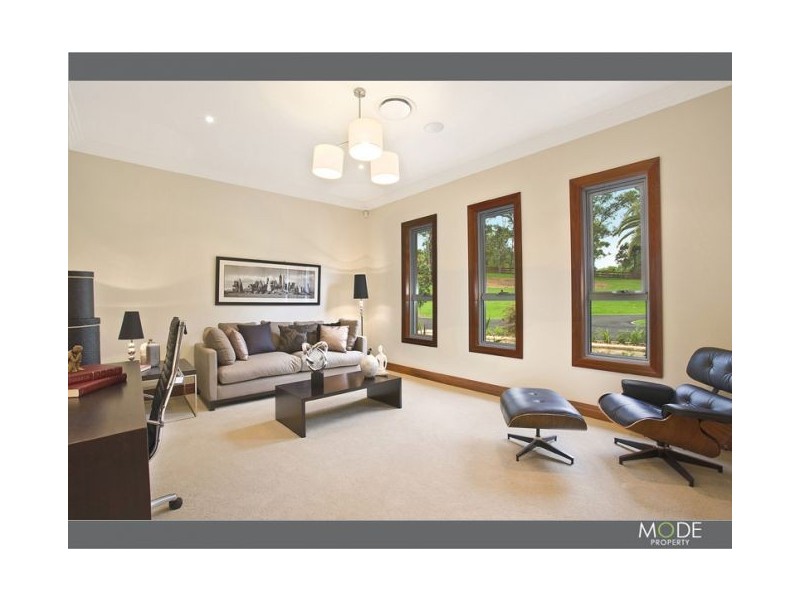 8 Davey Road, Dural NSW 2158
