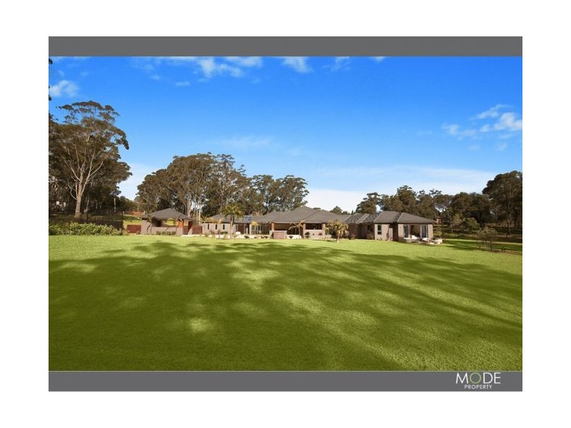 8 Davey Road, Dural NSW 2158