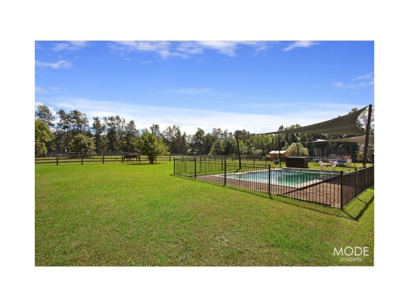 10 Cotswold Road, Dural NSW 2158