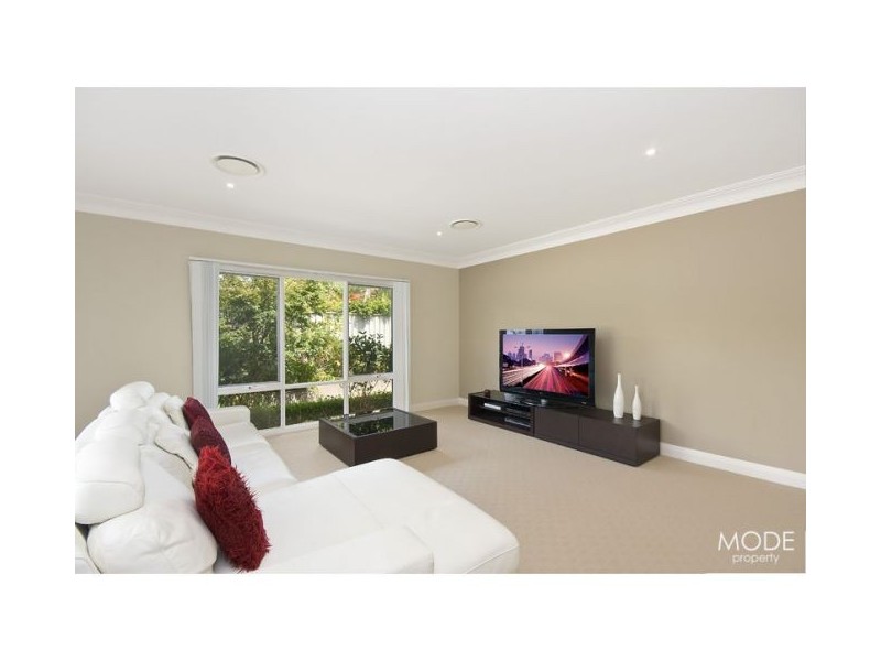 30 Edgewater Drive, Bella Vista NSW 2153