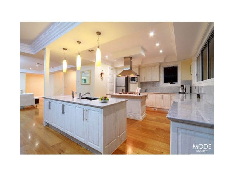 13 Matthew Way, West Pennant Hills NSW 2125