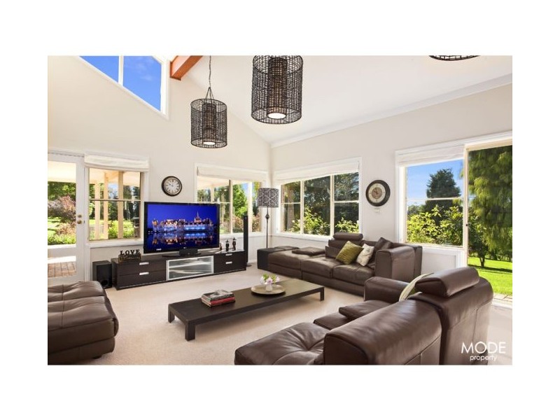 10 Carters Rd, Dural NSW 2158