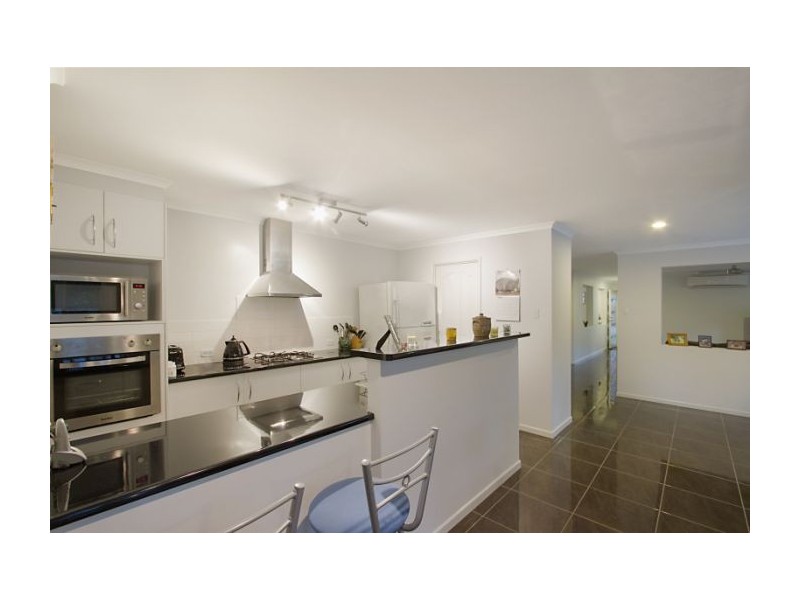 4 Barcoo Street, Pacific Pines QLD 4211