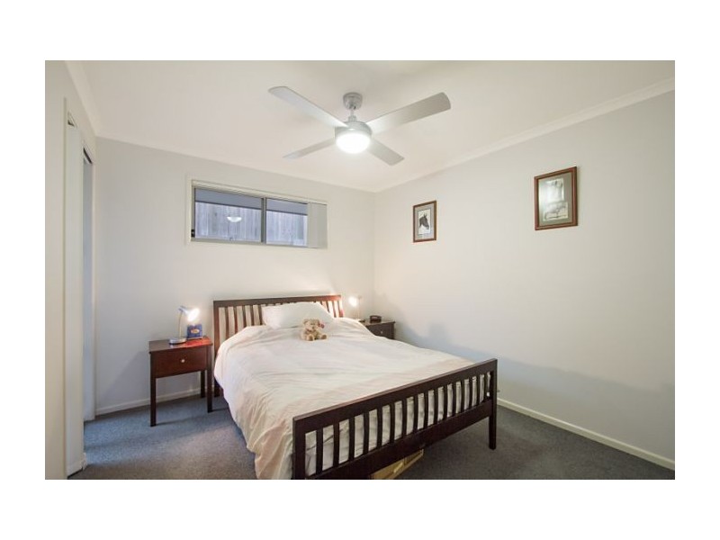 4 Barcoo Street, Pacific Pines QLD 4211