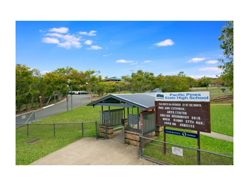 4 Barcoo Street, Pacific Pines QLD 4211