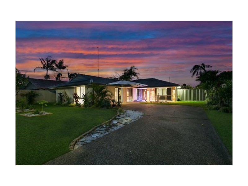 20 Minden Crescent, Helensvale QLD 4212
