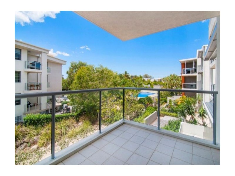 223/64-68 Sickle Avenue, Hope Island QLD 4212