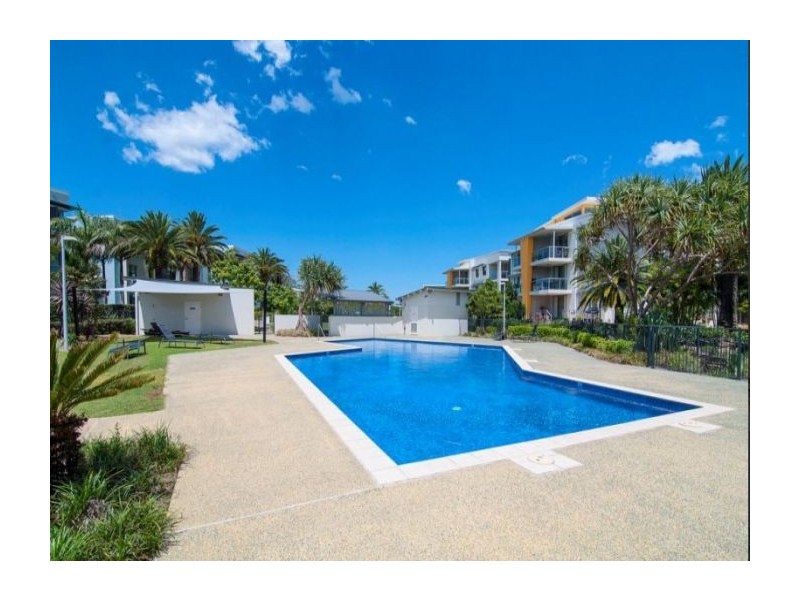223/64-68 Sickle Avenue, Hope Island QLD 4212