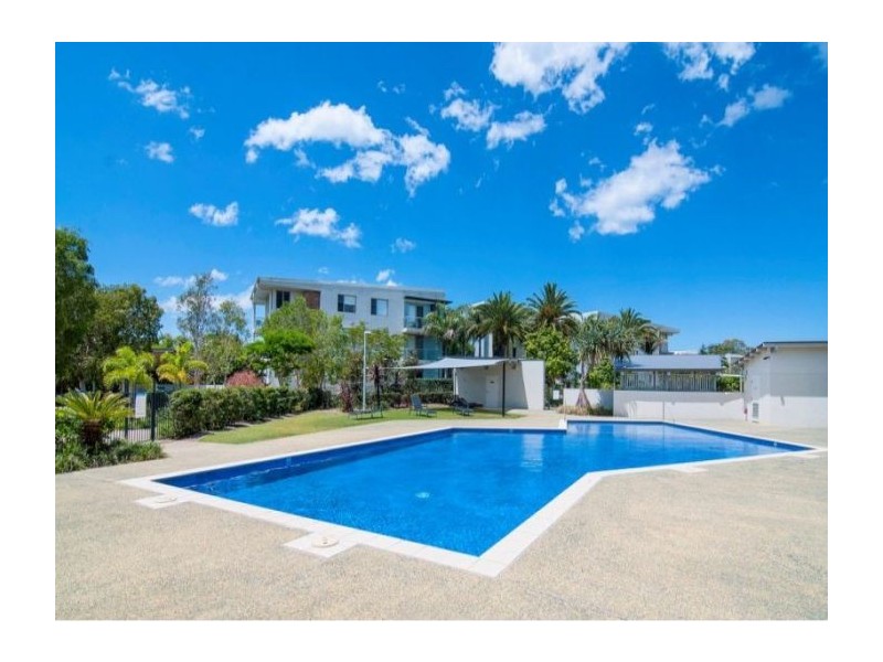 223/64-68 Sickle Avenue, Hope Island QLD 4212