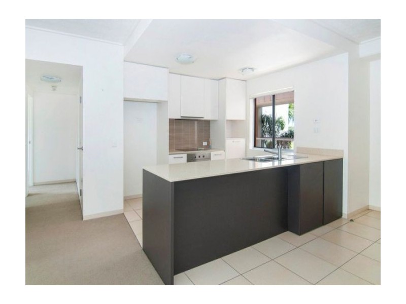 223/64-68 Sickle Avenue, Hope Island QLD 4212