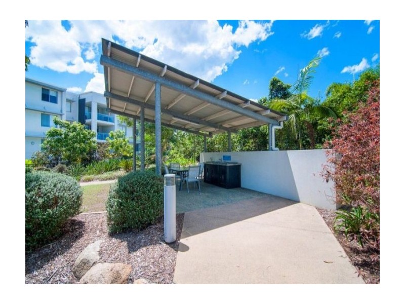223/64-68 Sickle Avenue, Hope Island QLD 4212