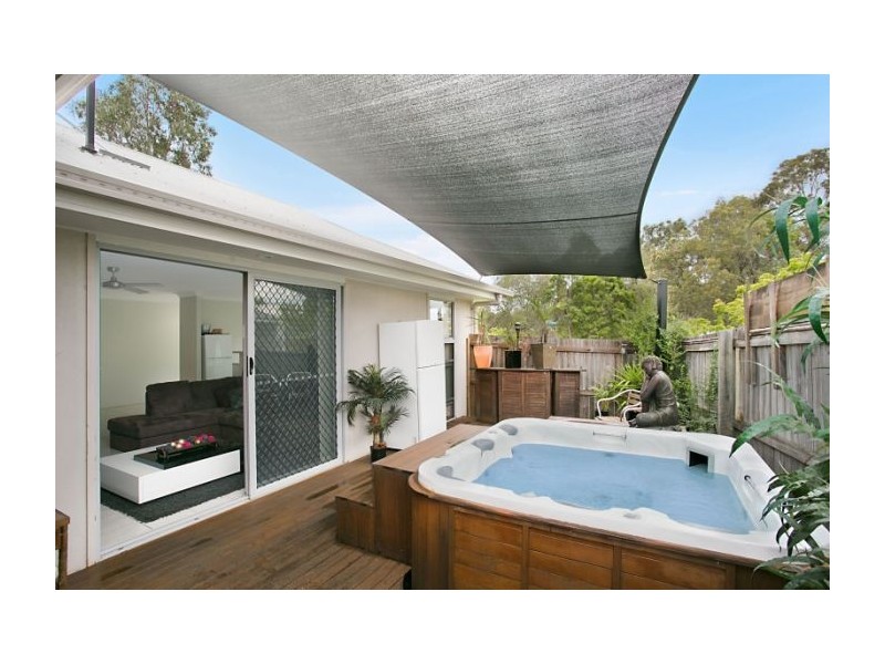 1/2 Sandhurst Crescent, Upper Coomera QLD 4209