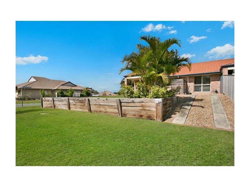 1/18 Dickinson Street, Upper Coomera QLD 4209