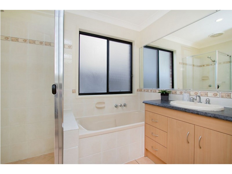4 Kaizlee Crescent, Upper Coomera QLD 4209