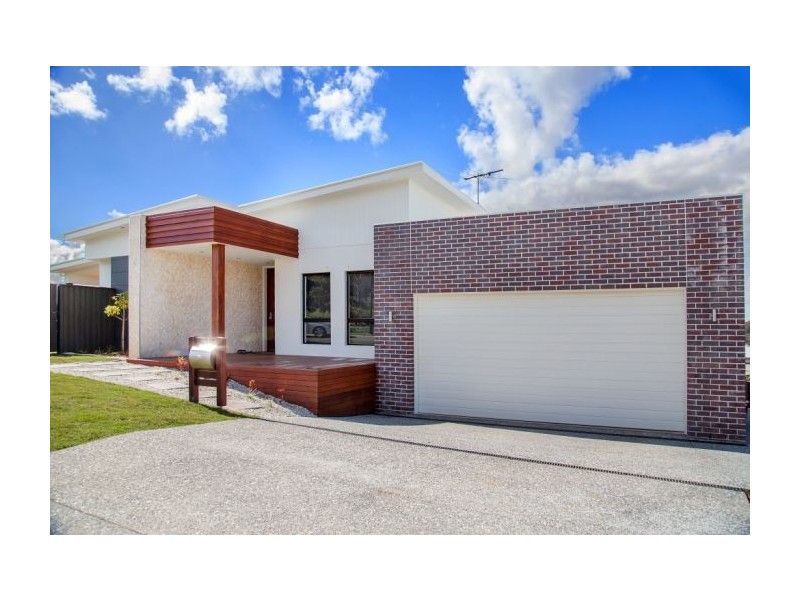38 Heatherdale Drive, Upper Coomera QLD 4209