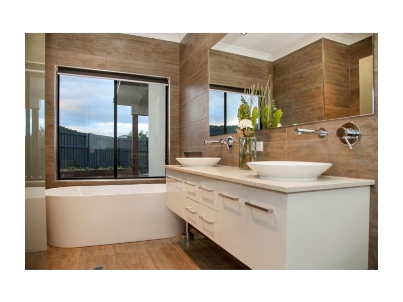 38 Heatherdale Drive, Upper Coomera QLD 4209