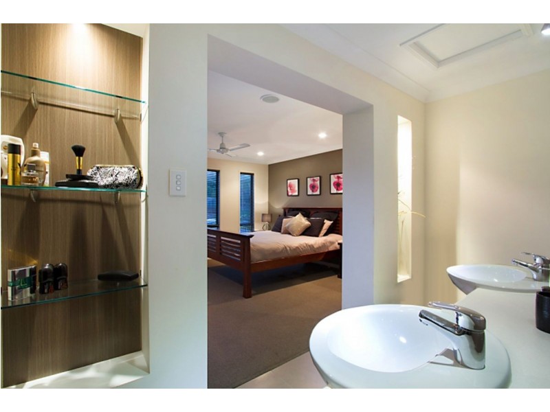 14 Hetchy Street, Upper Coomera QLD 4209