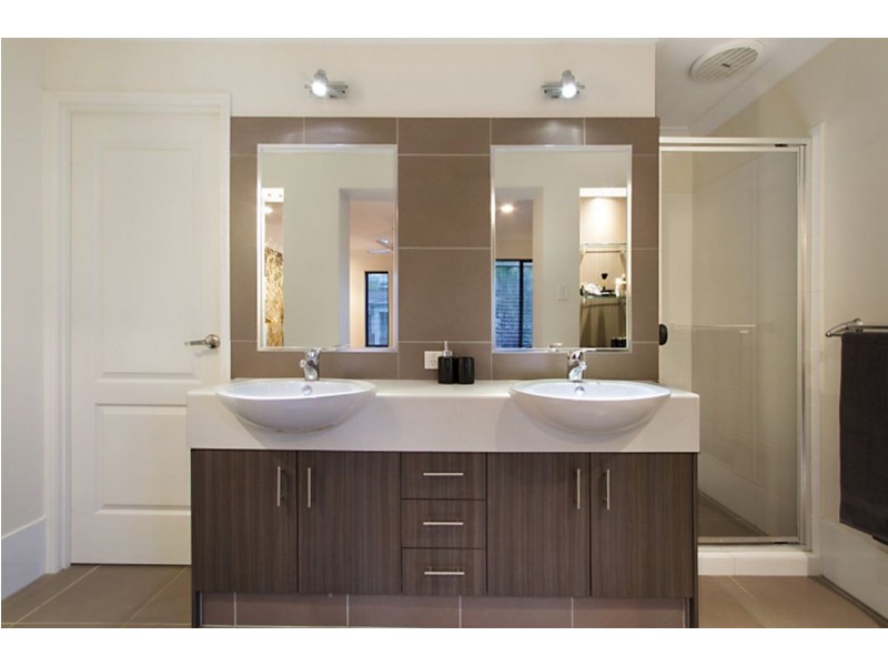 14 Hetchy Street, Upper Coomera QLD 4209