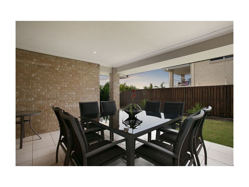 204 Billinghurst Crescent, Upper Coomera QLD 4209