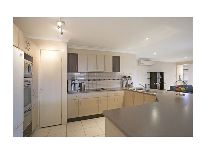 204 Billinghurst Crescent, Upper Coomera QLD 4209