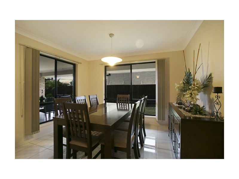 204 Billinghurst Crescent, Upper Coomera QLD 4209