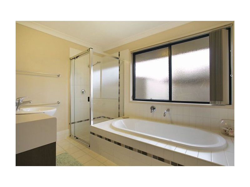 204 Billinghurst Crescent, Upper Coomera QLD 4209