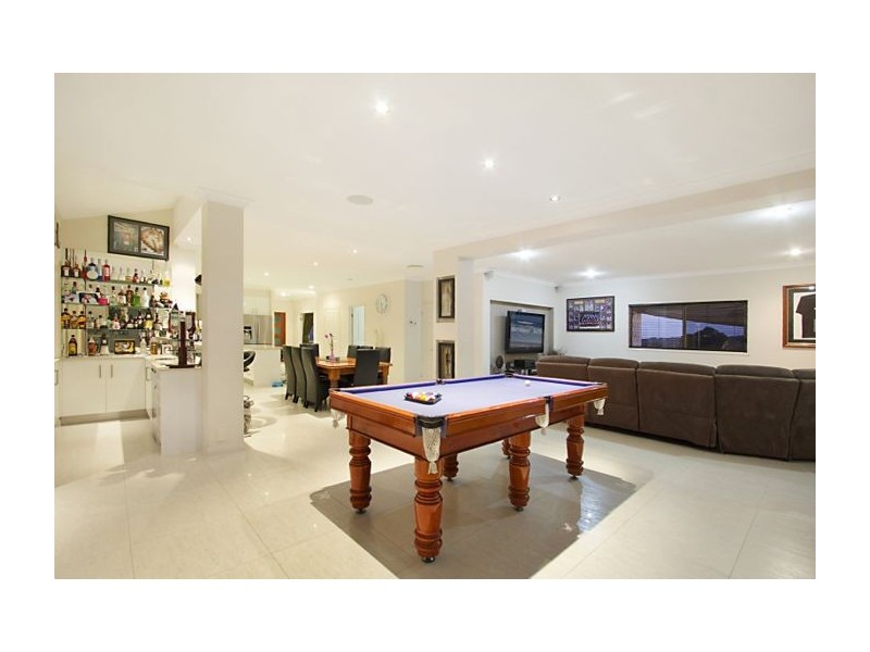 36 High Ridge Road, Gaven QLD 4211