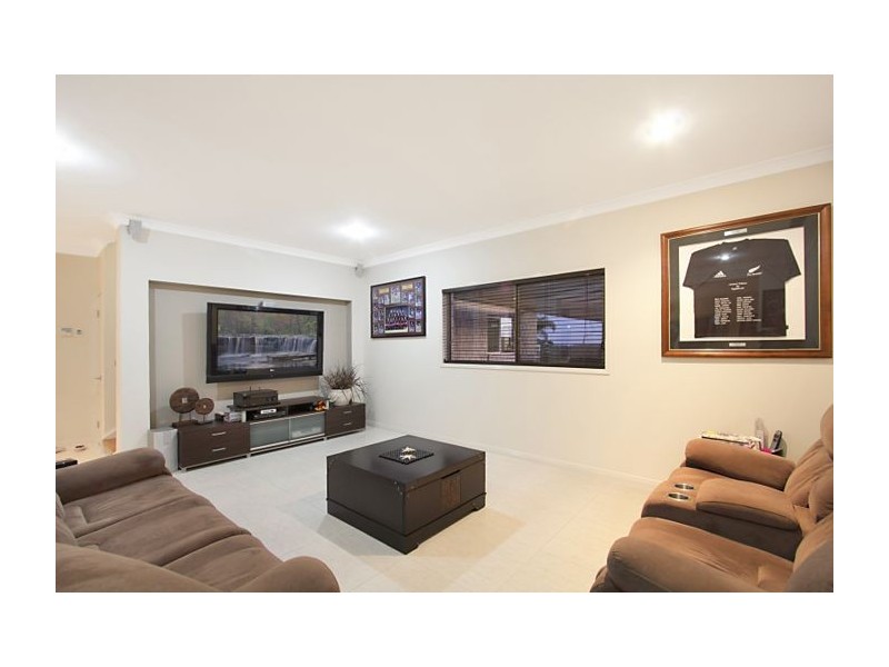 36 High Ridge Road, Gaven QLD 4211