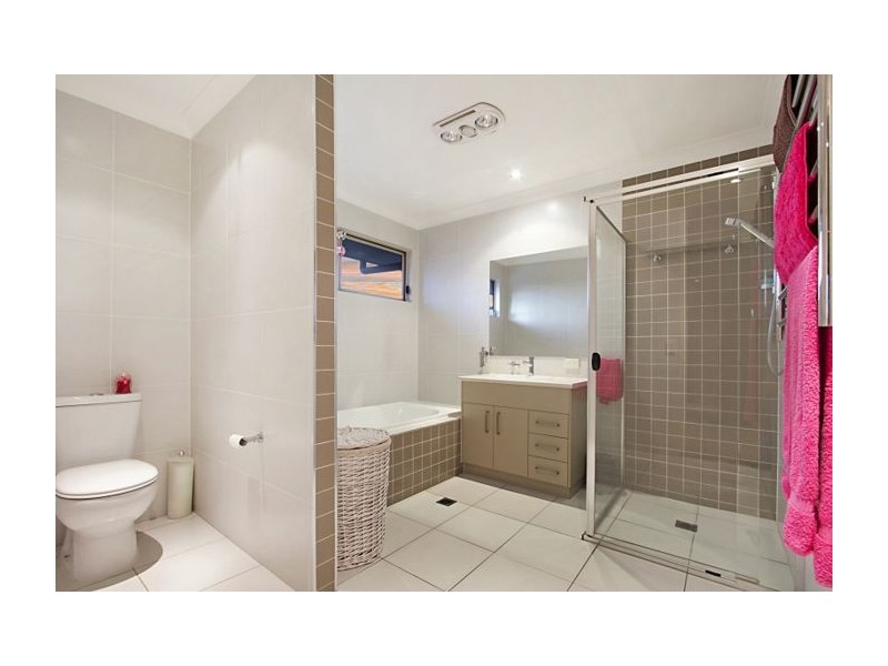 36 High Ridge Road, Gaven QLD 4211