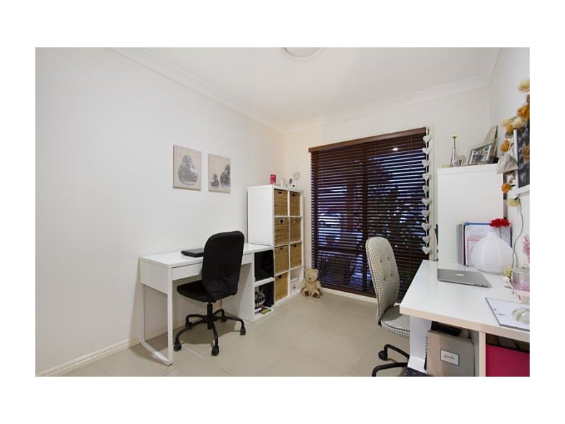 16 Strathburn Crescent, Ormeau QLD 4208