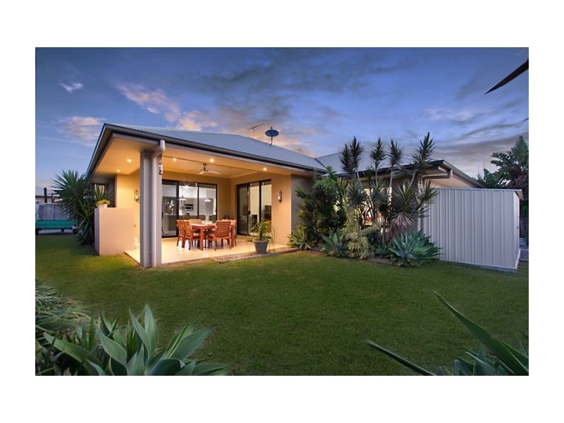 16 Strathburn Crescent, Ormeau QLD 4208