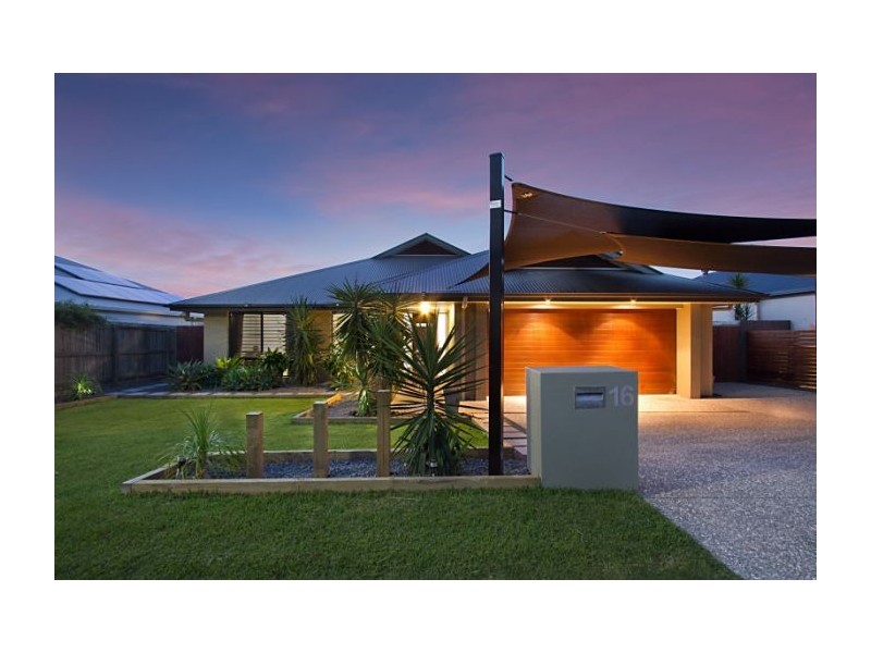 16 Strathburn Crescent, Ormeau QLD 4208