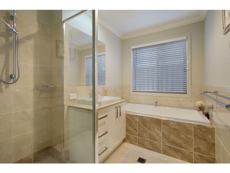 3 Rowella Street, Pimpama QLD 4209